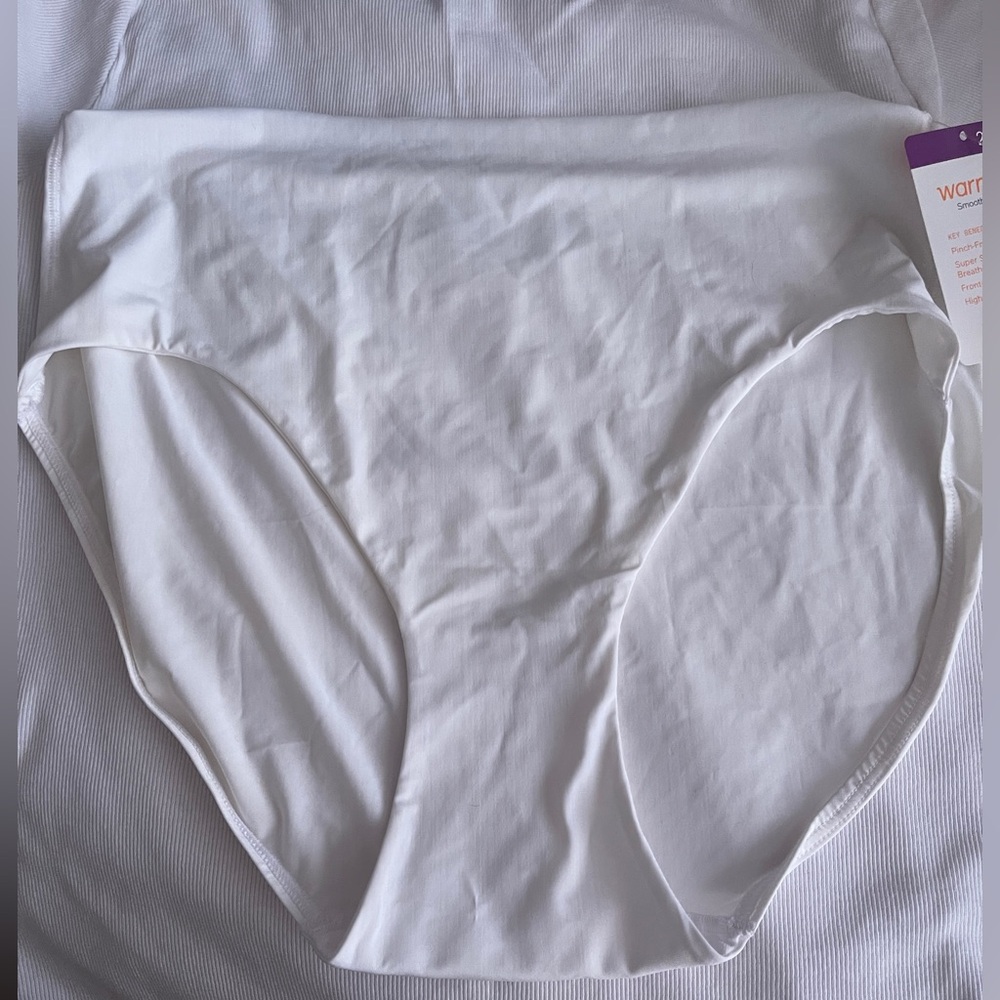 Bundle of 4 2x Panties, - Picture 6 of 9